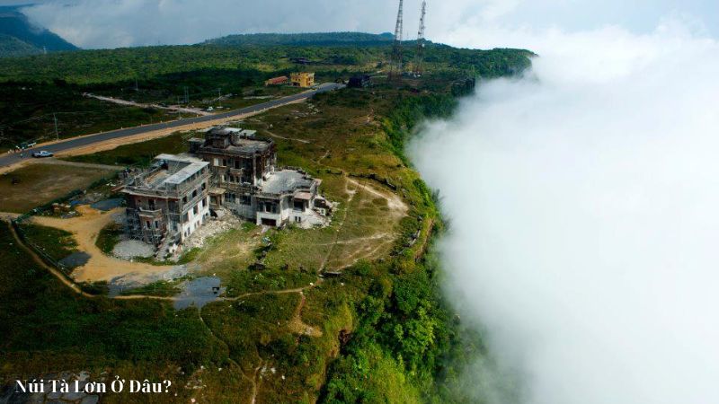 núi tà lơn ở đâu